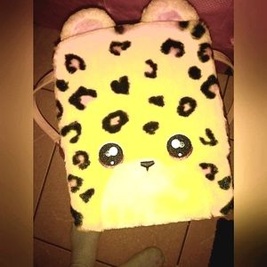 Na Na Surprise backpack doll foldable bedroom set